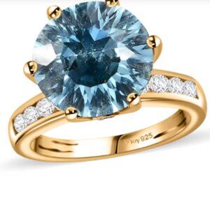 Stunning Sky Blue Topaz Millennium Cut (5.51ctw) and White Zircon Ring